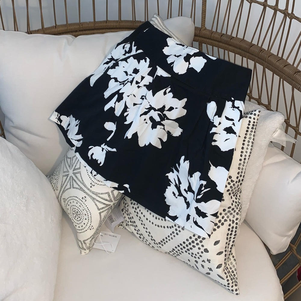 Black White Cotton Skirt Pockets Floral Maurices L